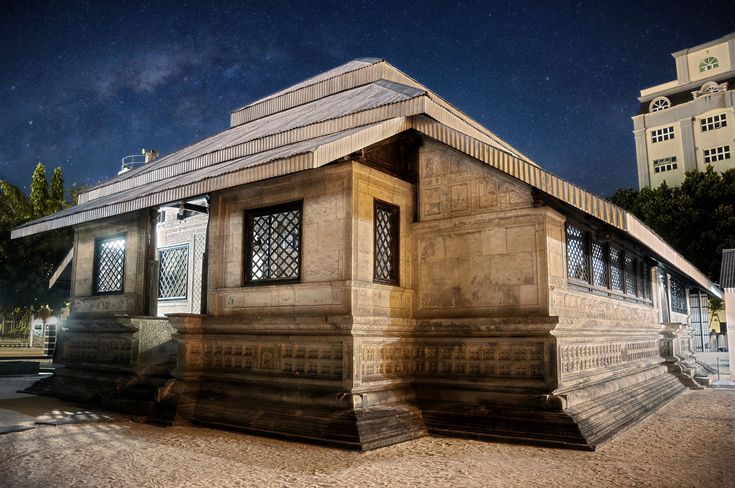Hukuru Miskiy (Old Friday Mosque)