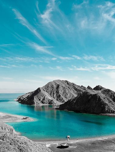 Taba travel guide showcasing beaches, attractions, and essential travel tips for visitors.Taba