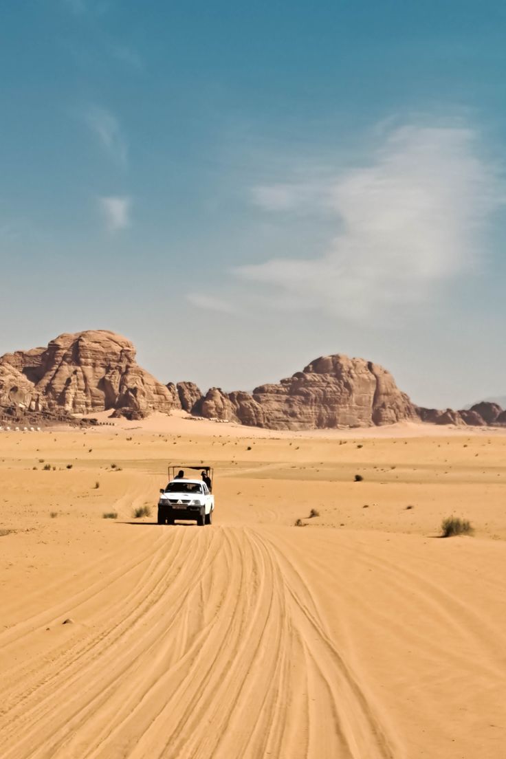 Jeep Safaris in Wadi Rum